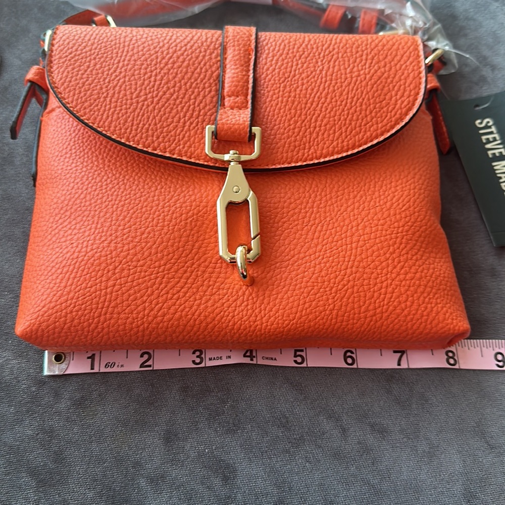 Brand New Orange Steve Madden Crossbody Purse - Picture 6 of 7